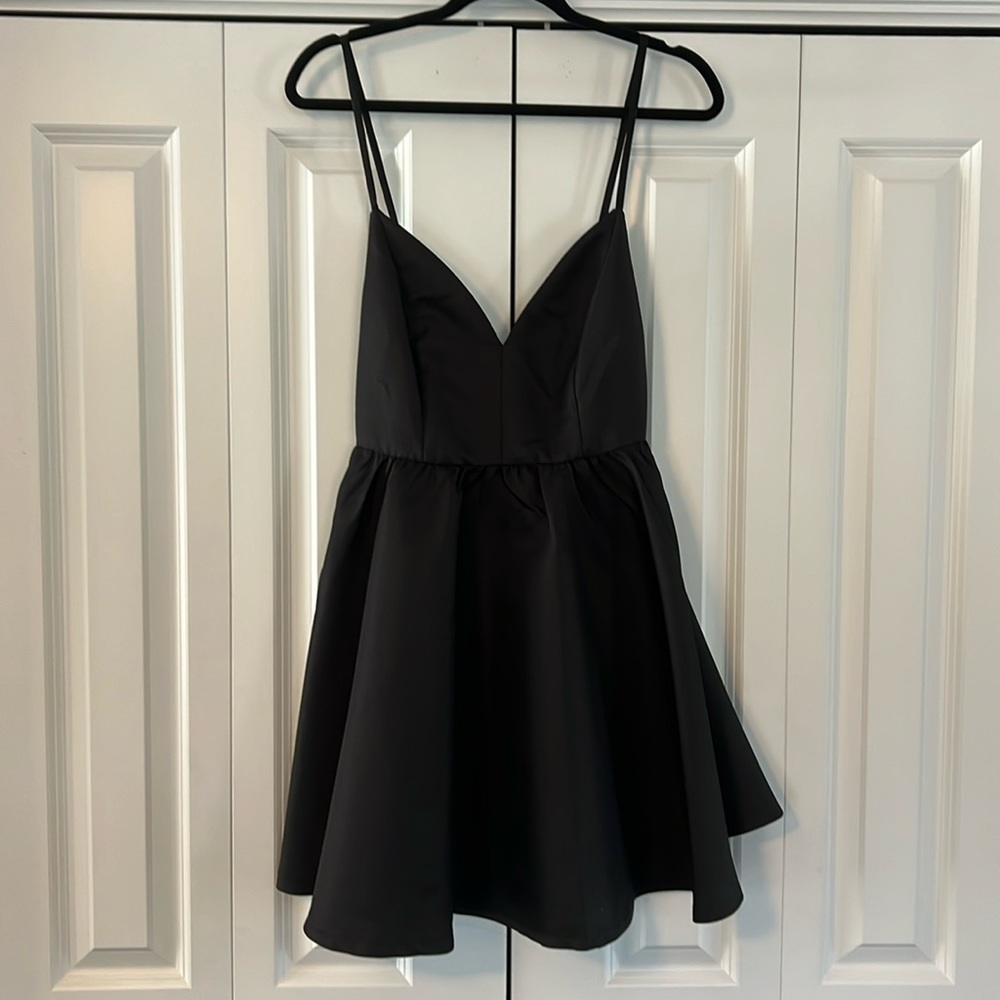 NWOT Windsor black party dress